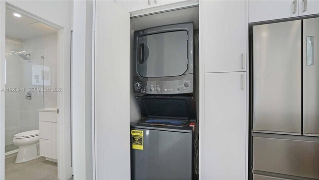 Building Photo - 1119 W Las Olas Blvd