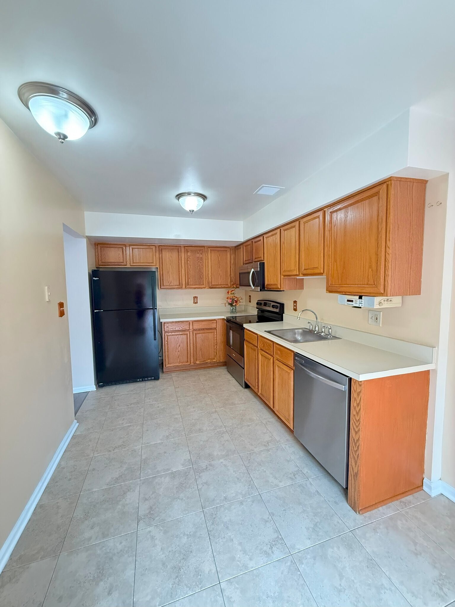 Building Photo - 112 Galway Cir