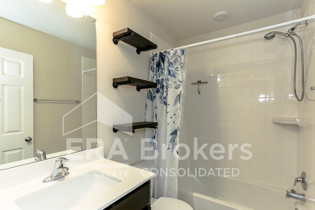 Building Photo - 1307 Stonewall Ridge