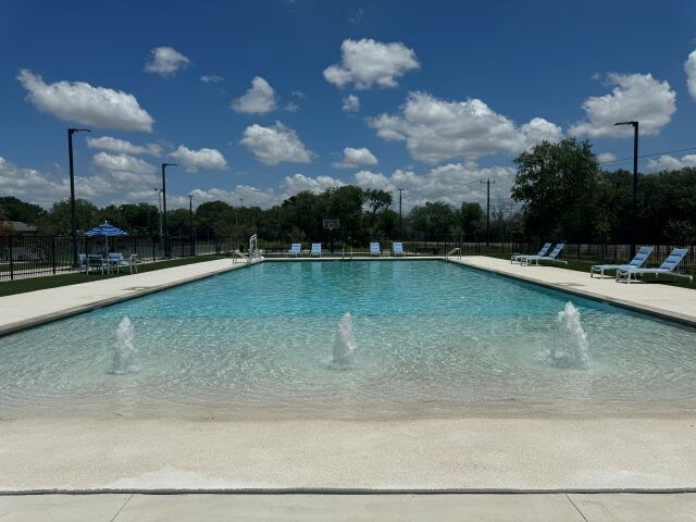 Building Photo - 15945 S Flores Rd