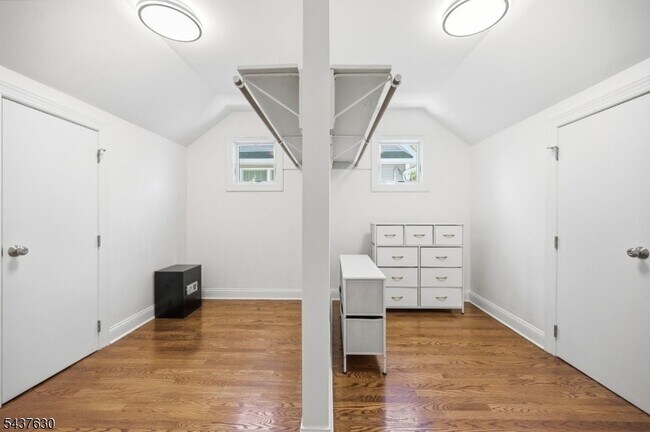Building Photo - 100 Kimball Ave