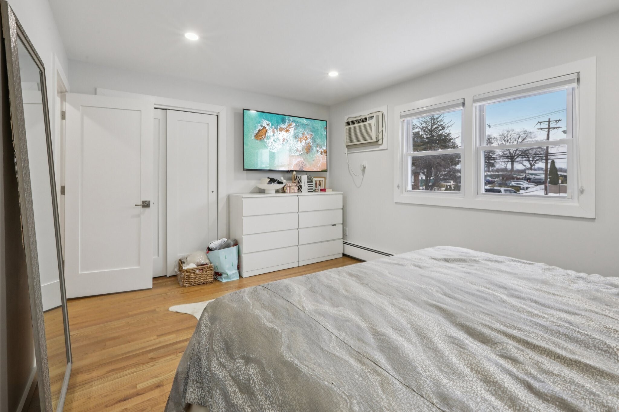 Building Photo - 10 Millo Pl