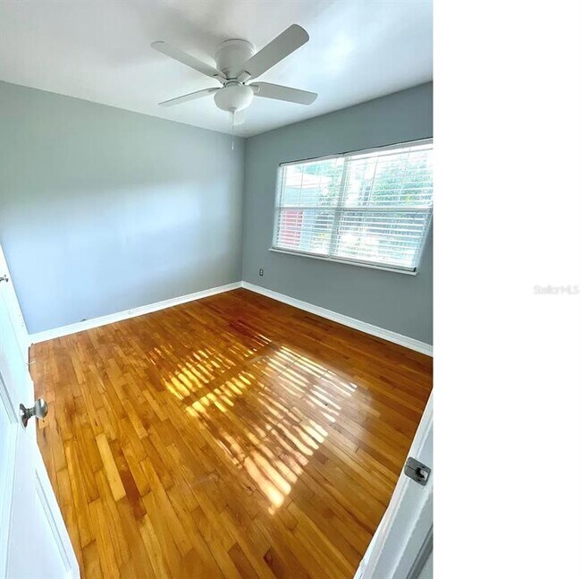 Building Photo - 626 Bryn Mawr St