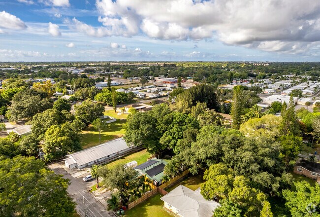 Aerial Photo - 2406 11th St W