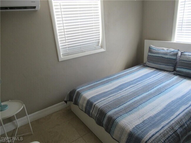 Building Photo - 778 107th Ave N