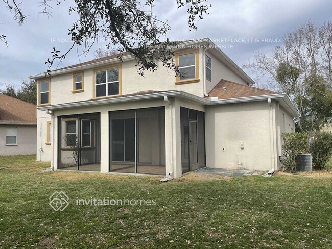 Building Photo - 10448 Deerberry Dr