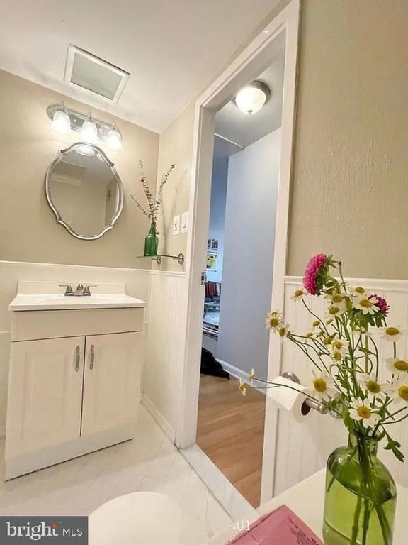 Building Photo - 301 N Beauregard St