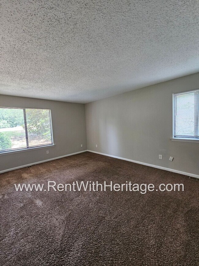 Building Photo - Gorgeous 4bd / 2.5 in Popular Arbor Statio...