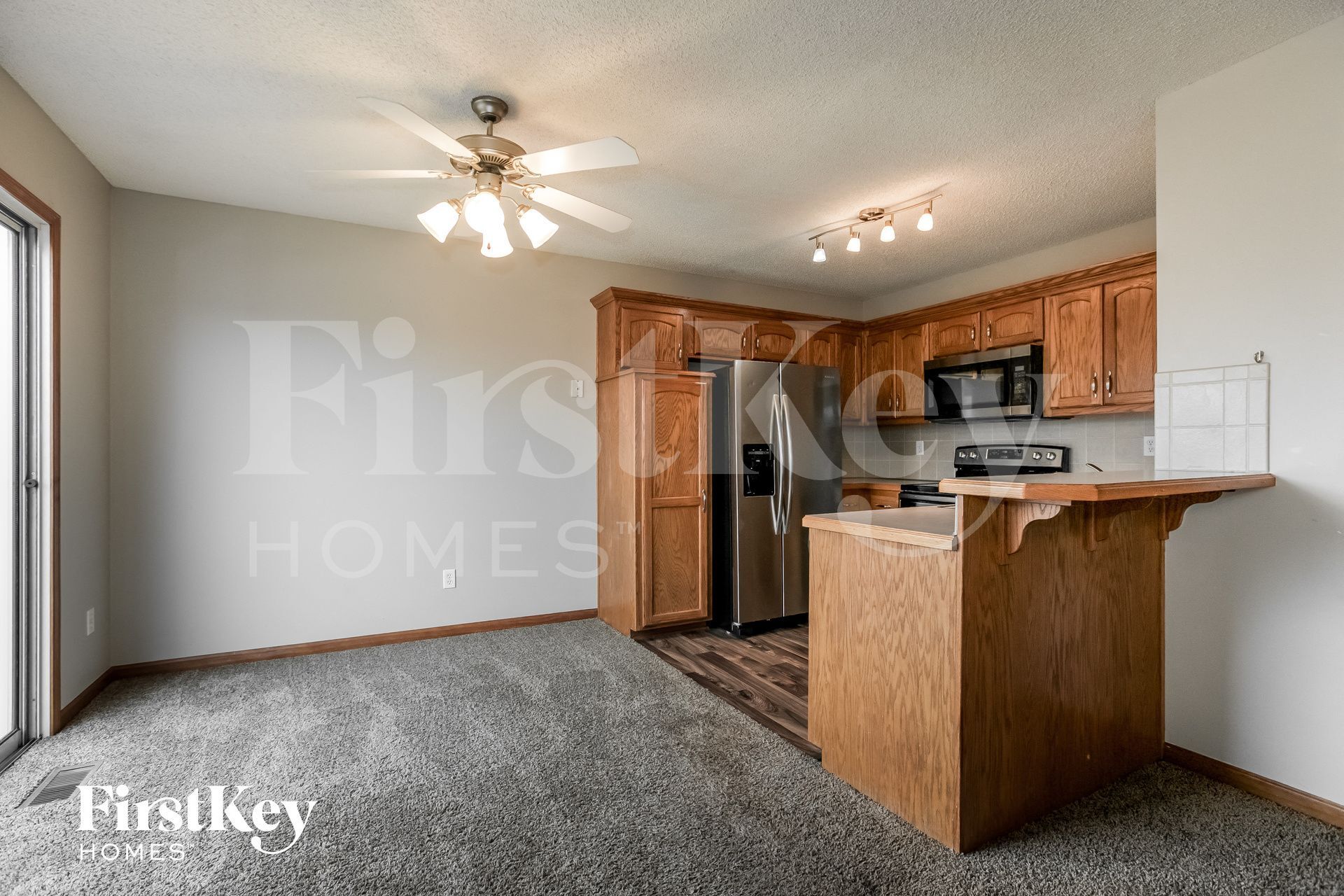 Building Photo - 11104 Highview Rd