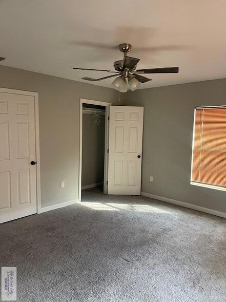 Building Photo - 121 N Rose St