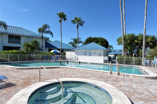 Building Photo - 923 Sandpiper Cir