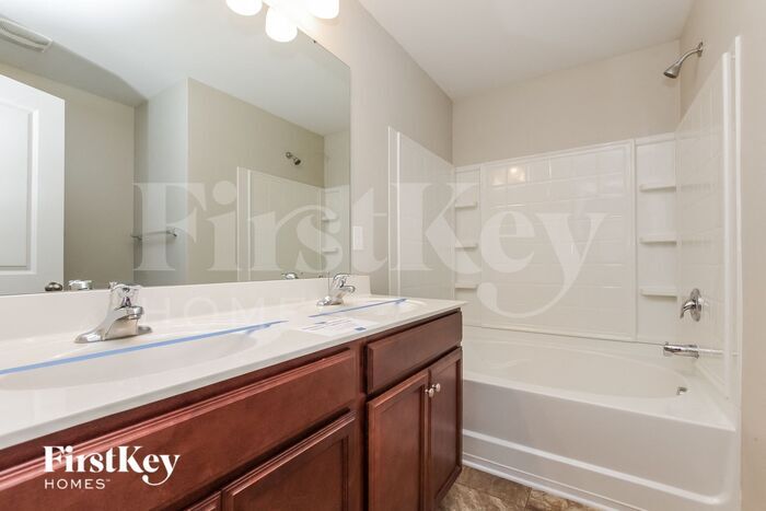 Building Photo - 7515 Niccoline Ln