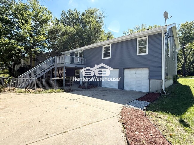 Building Photo - 6300 E 153 St