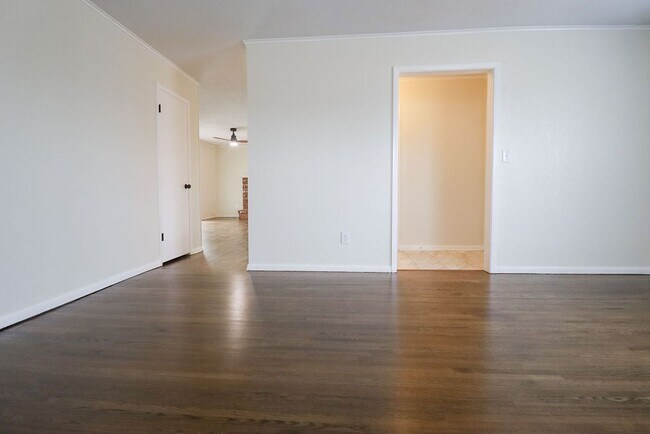 Building Photo - Remodeled home!