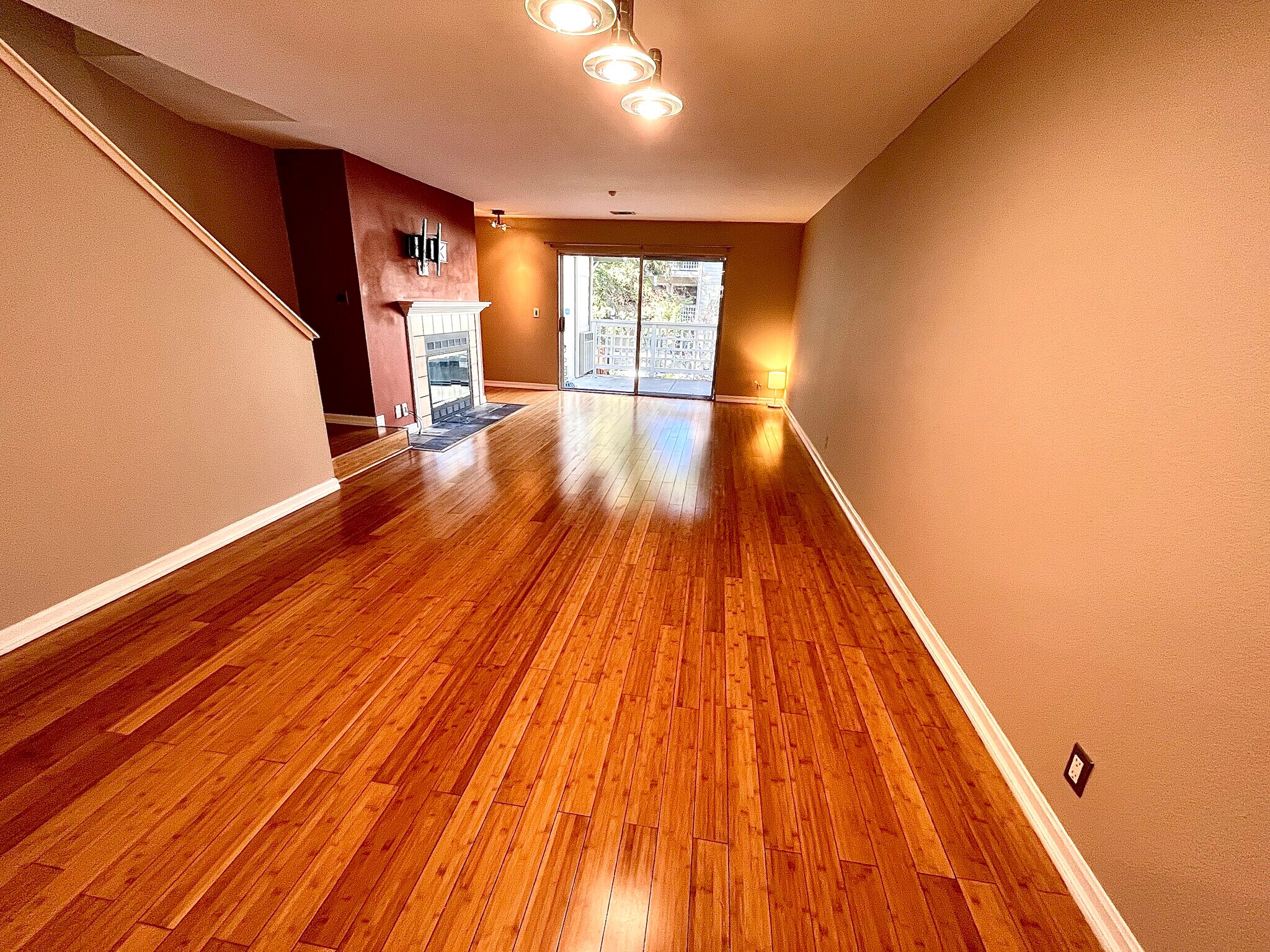 Building Photo - 2625 Oak Rd