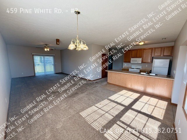 Building Photo - 459 Pine White Rd