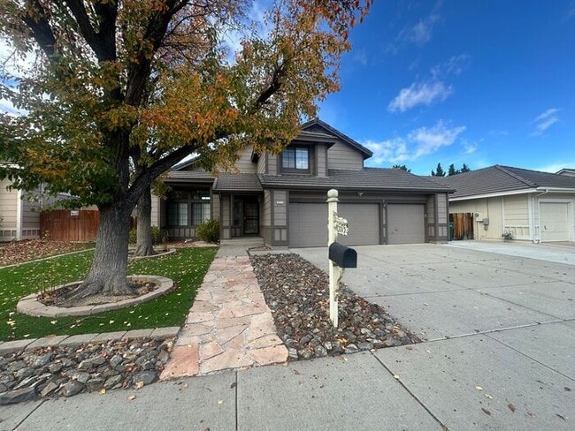 Building Photo - 5375 Santa Rosa Ave