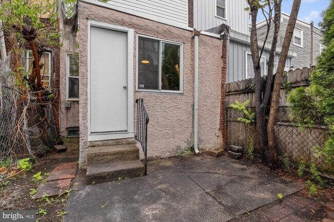 Building Photo - 3121 Agate St