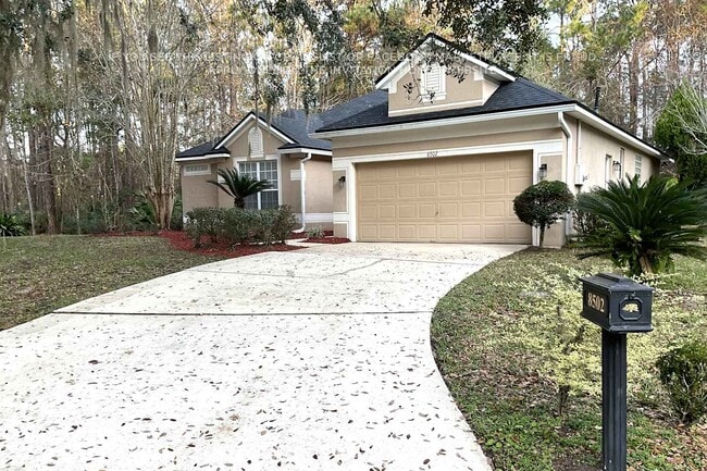 Building Photo - 8502 Glenbury Ct N