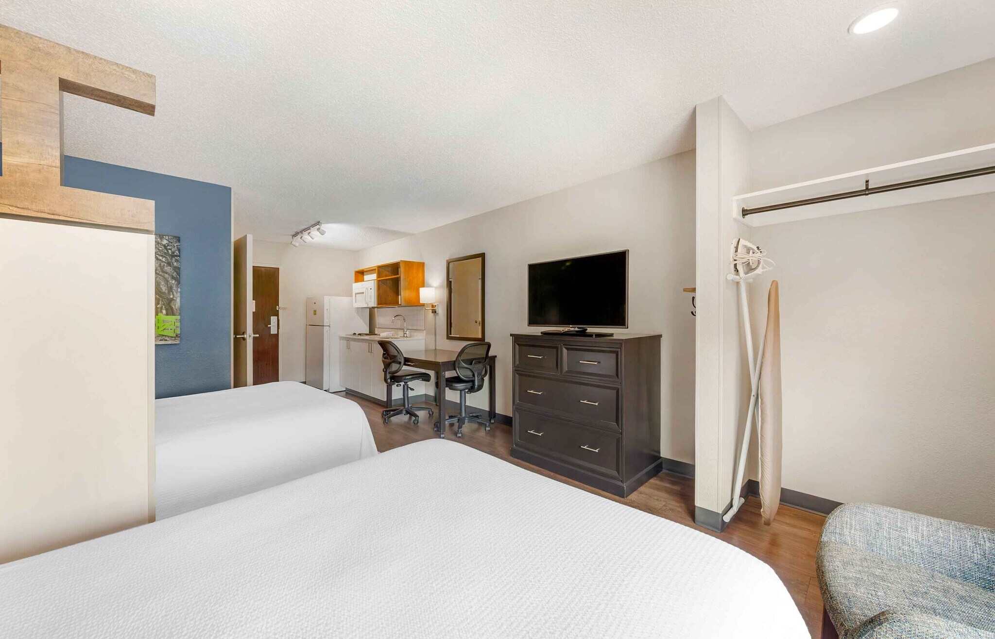 Building Photo - Furnished Studio-Ft. Lauderdale - Cruise Port - Airport