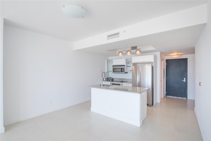 Building Photo - 888 Biscayne Blvd