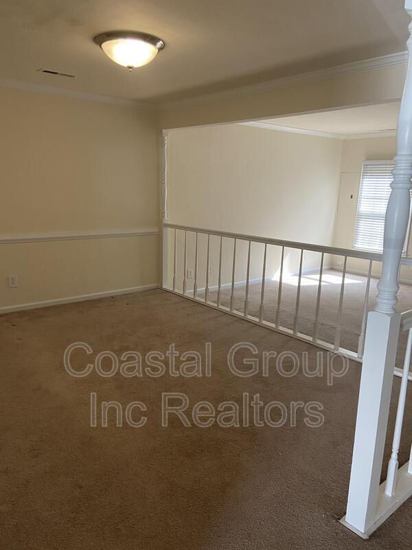 Building Photo - 1020 Colonial Meadows Way