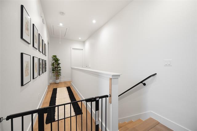 Building Photo - 416 Grandview Ave