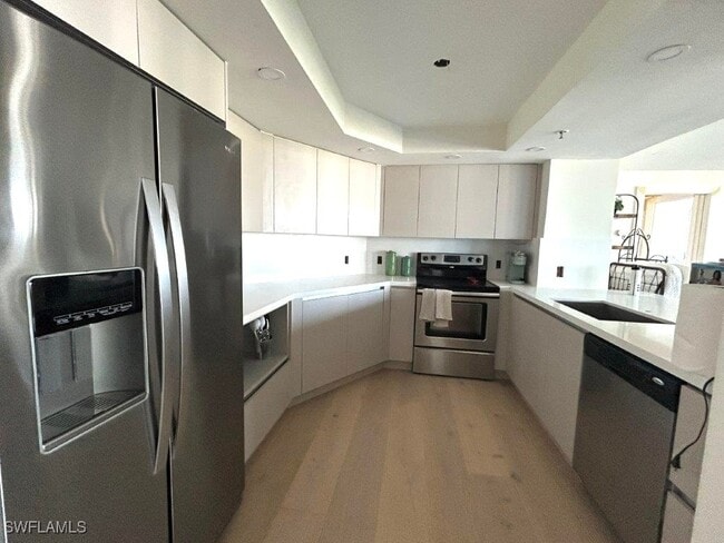 Building Photo - 4651 Gulf Shore Blvd N