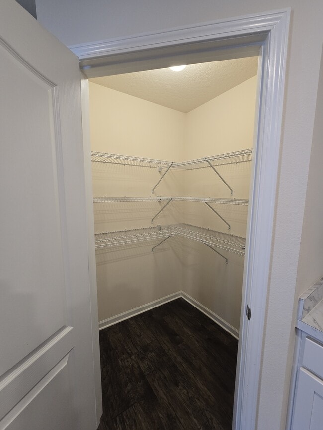 Building Photo - 118 Holston Cir