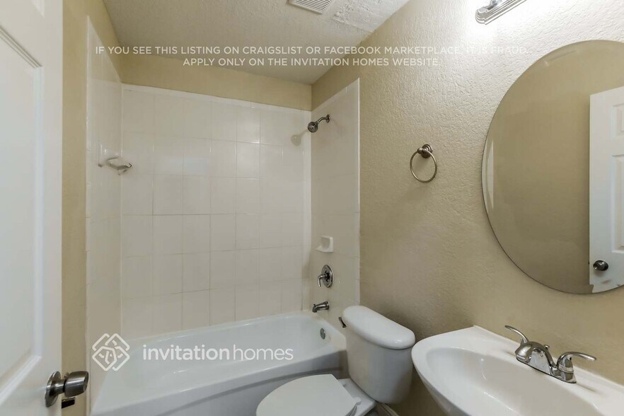 Building Photo - 13403 SW 261st Ln