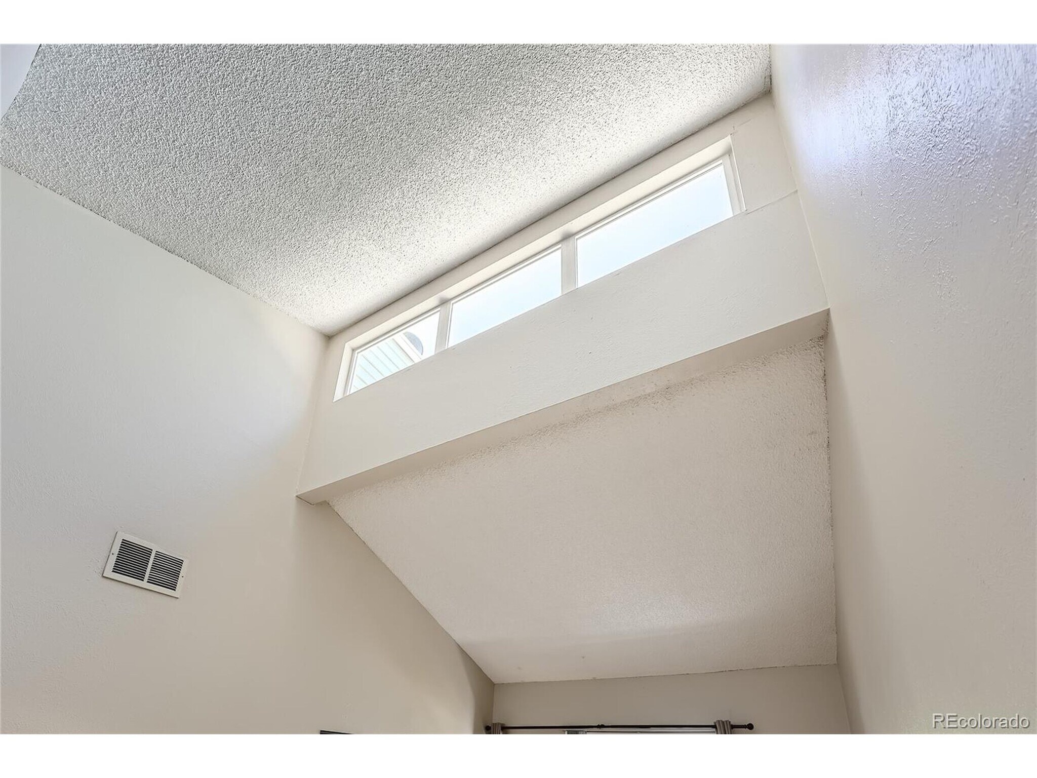 Building Photo - 2760 W 86th Ave