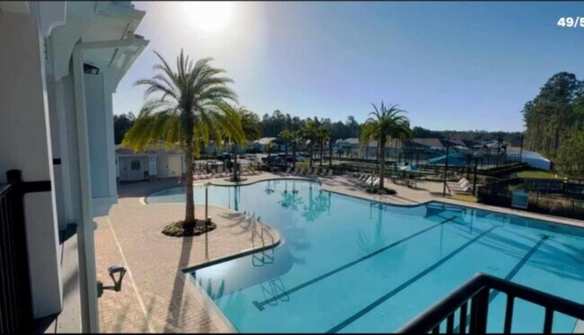 Building Photo - 3 Pinnacle Pl