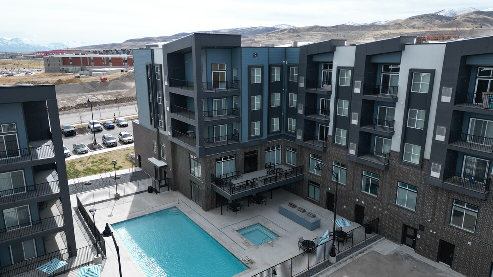 Year Round Pool - Sorella