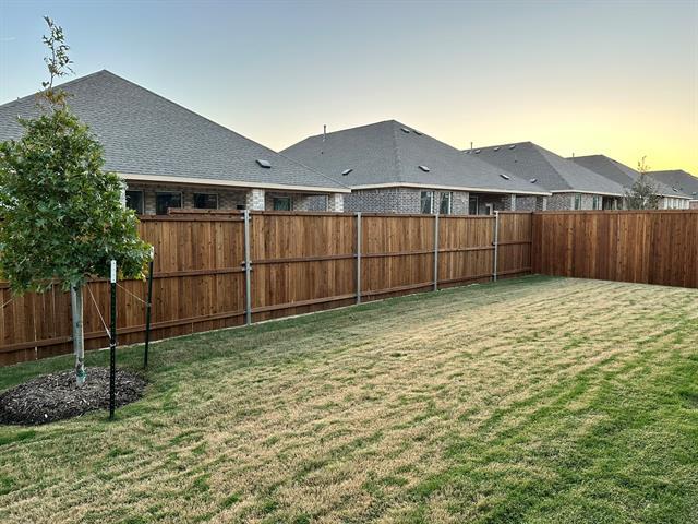 Building Photo - 2412 Conroe Rd