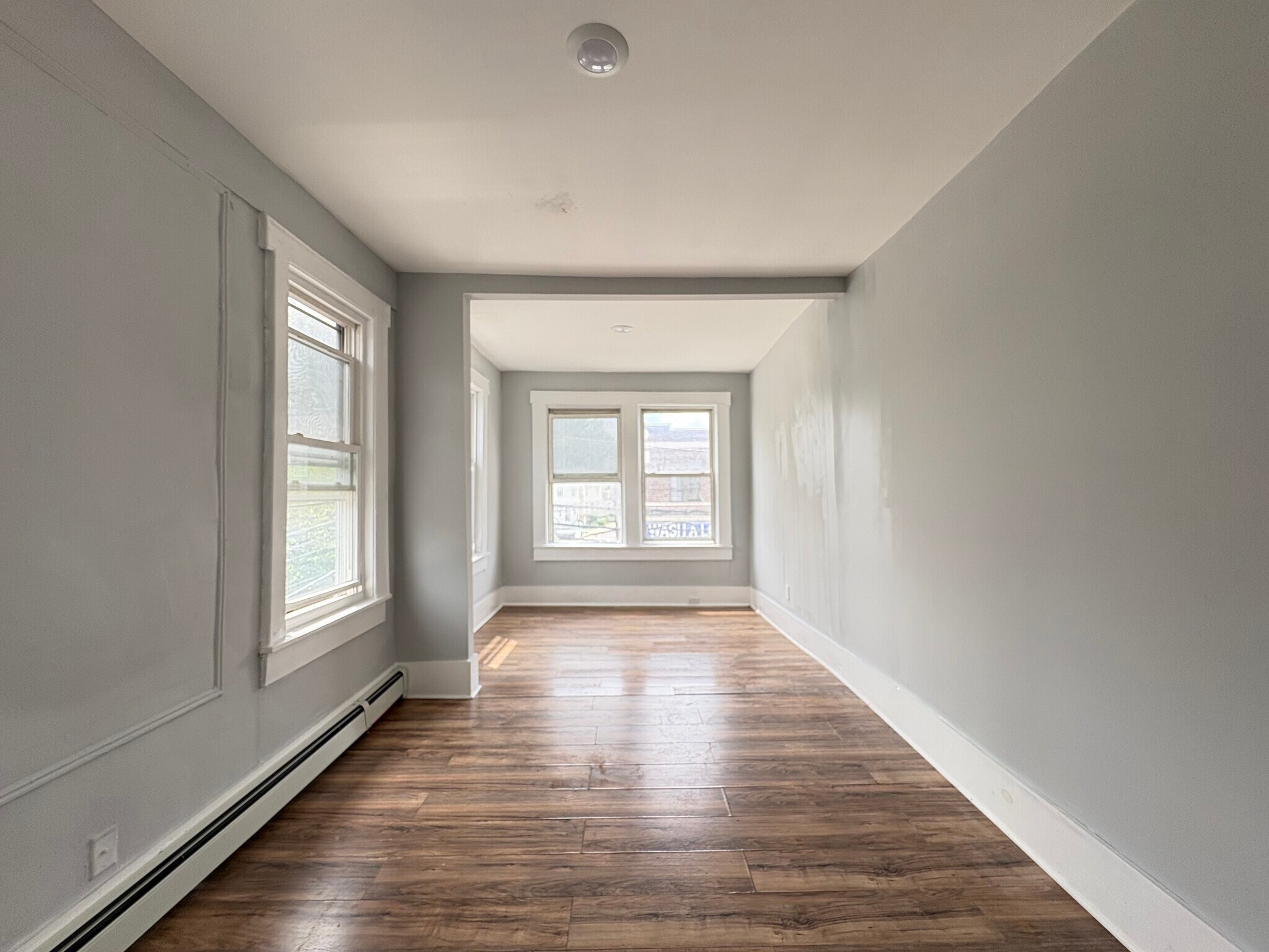 Building Photo - 295 Renner Ave