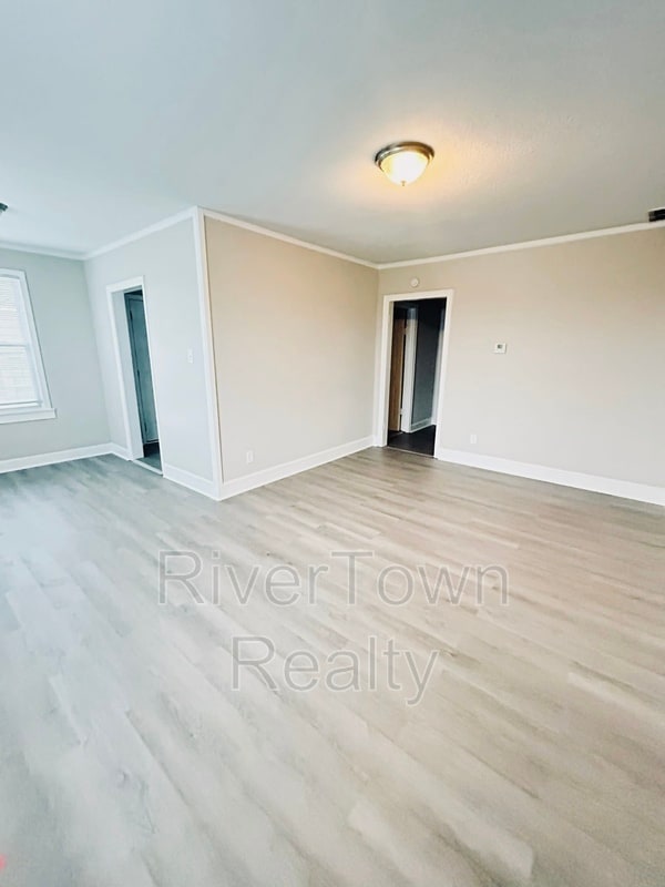 Building Photo - 3175 Jackson Ave