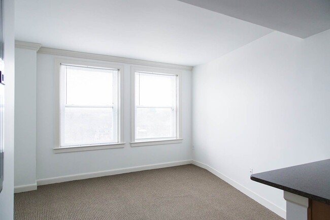 Interior Photo - The Brownhardt