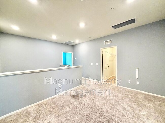 Building Photo - 27417 Georgetown Dr