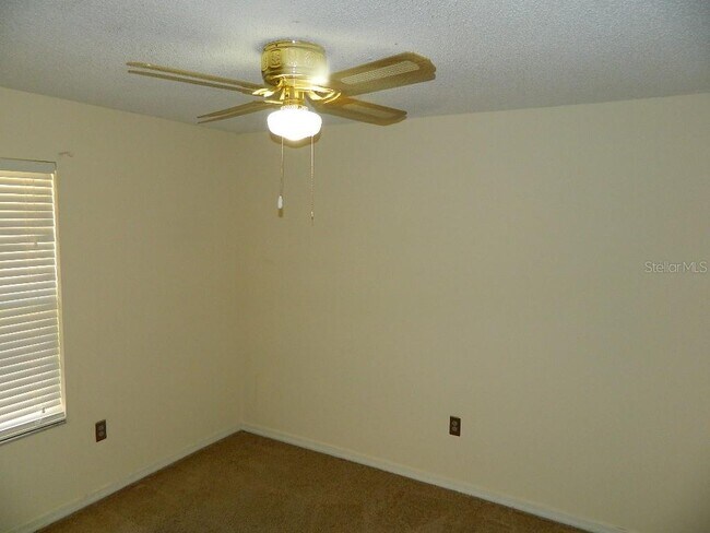 Building Photo - 317 Silver Pine Dr