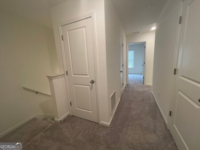 Building Photo - 35118 Condor Ct