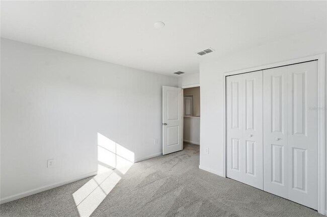 Building Photo - 6680 SW 89th Loop