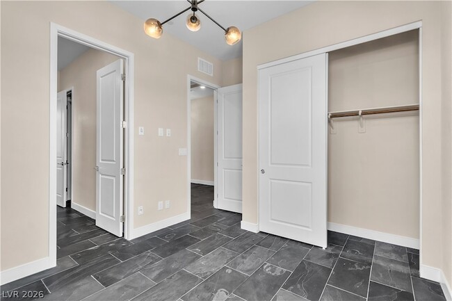 Building Photo - 11837 Grassy Pln Ave