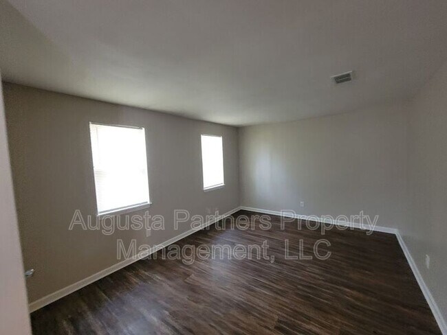 Building Photo - ~153 Stoneybrooks Pl