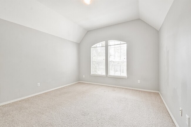 Building Photo - 18802 Half Volley Cir