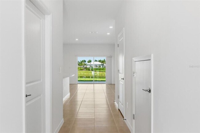 Building Photo - 15125 Cuzcorro Ct