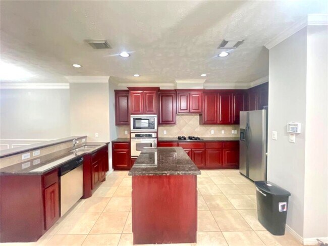 Building Photo - 1622 Cohn St