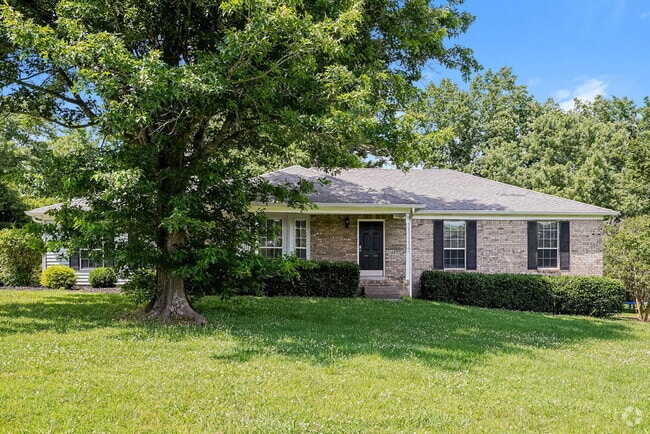 Building Photo - 1005 Waters Edge Cir