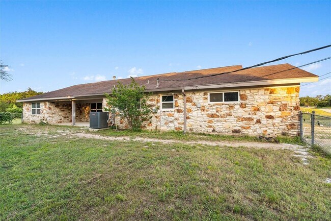 Building Photo - 11000 Ranch to Market Rd 1826