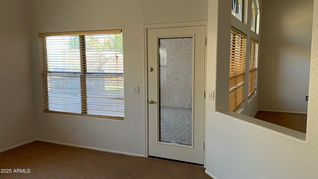 Building Photo - 11448 E Petra Ave