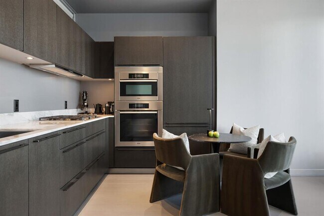 Building Photo - 210 Lavaca St